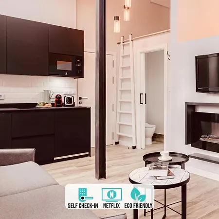 Downtown Plaza Apartment